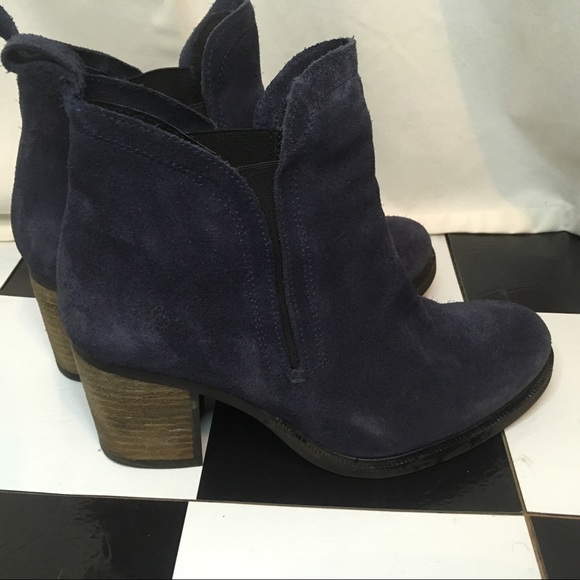 All Season BLUE SUEDE SHOES! Water resistant. - Picture 10 of 12